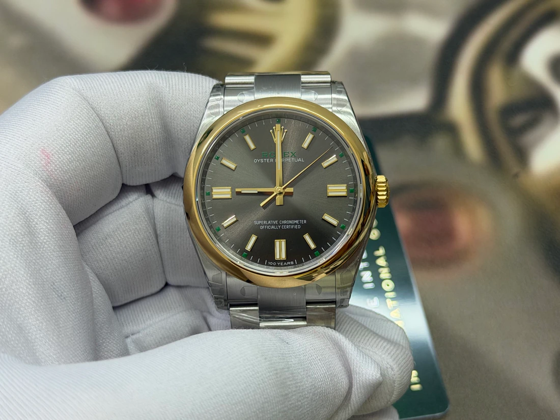 Oyster Perpetual 36 — supplier listing photo of this configuration, view 1