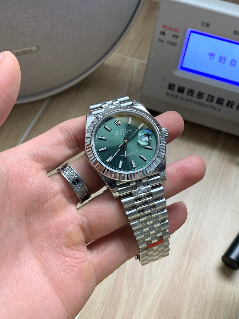 Datejust 41 — صورة من إدراج المورّد لهذه المواصفات، زاوية 2