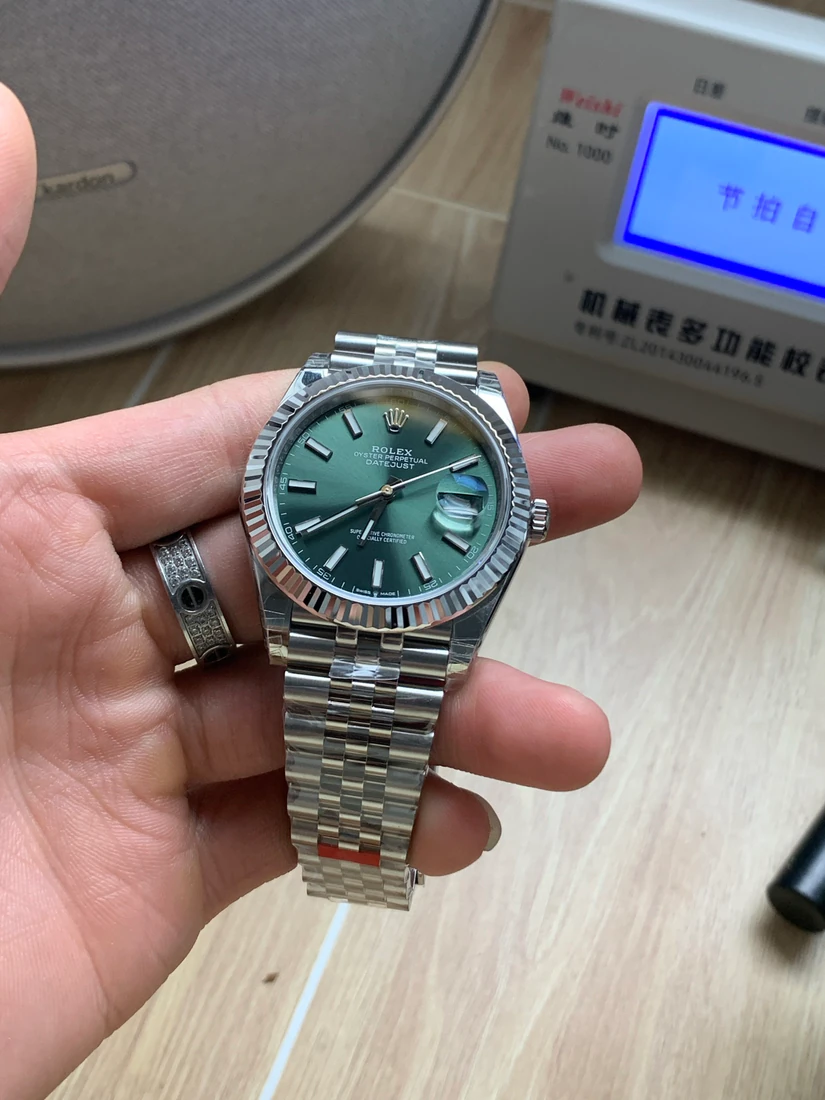 Datejust 41 — صورة من إدراج المورّد لهذه المواصفات، زاوية 3