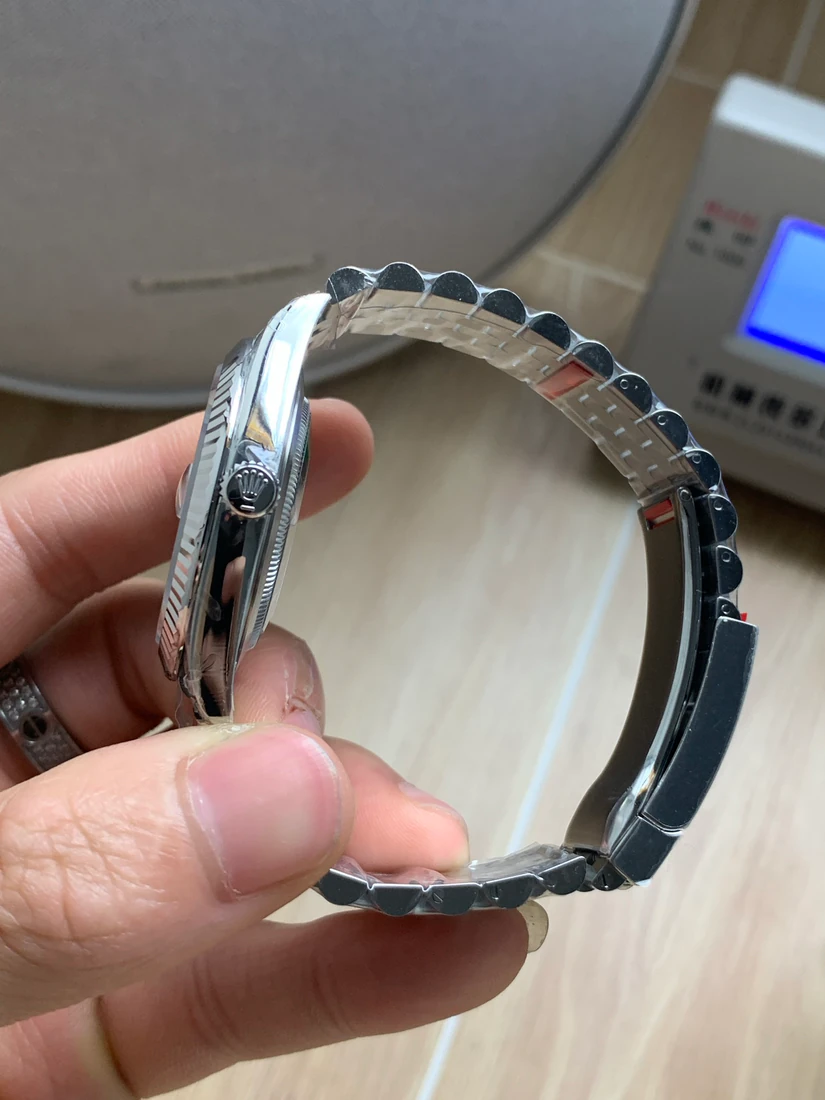 Datejust 41 — صورة من إدراج المورّد لهذه المواصفات، زاوية 9