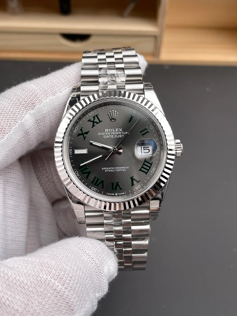 Datejust 41 — صورة من إدراج المورّد لهذه المواصفات، زاوية 1
