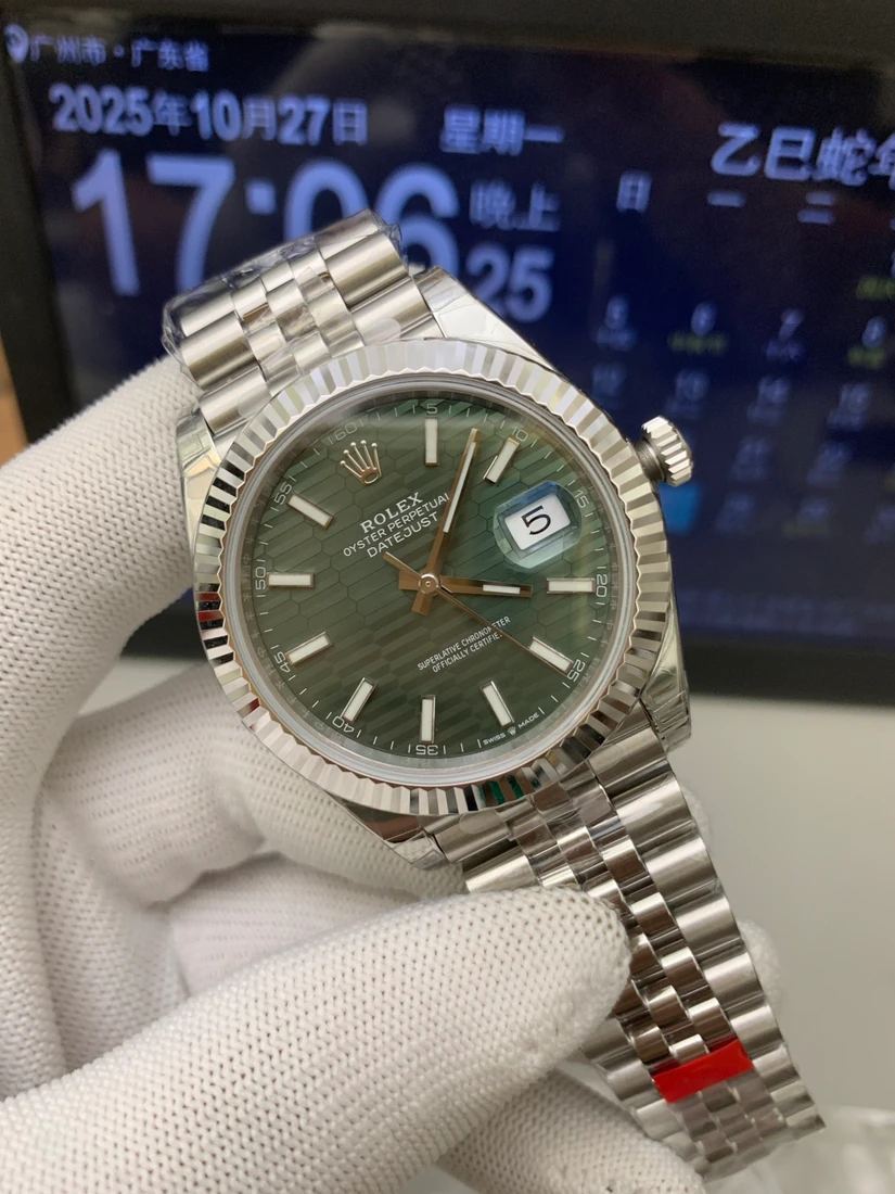 Datejust 41 — supplier listing photo of this configuration, view 2