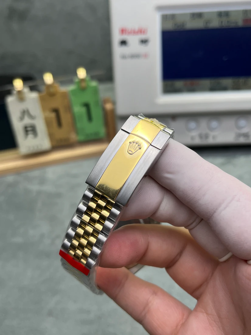 Datejust 41 — supplier listing photo of this configuration, view 6