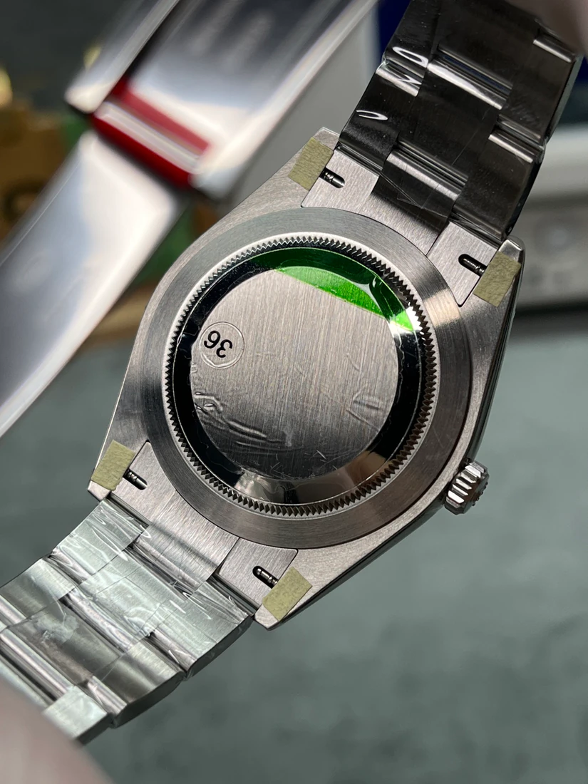 Oyster Perpetual 41 — supplier listing photo of this configuration, view 6
