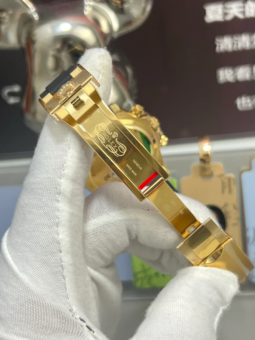 Cosmograph Daytona 40 — supplier listing photo of this configuration, view 5