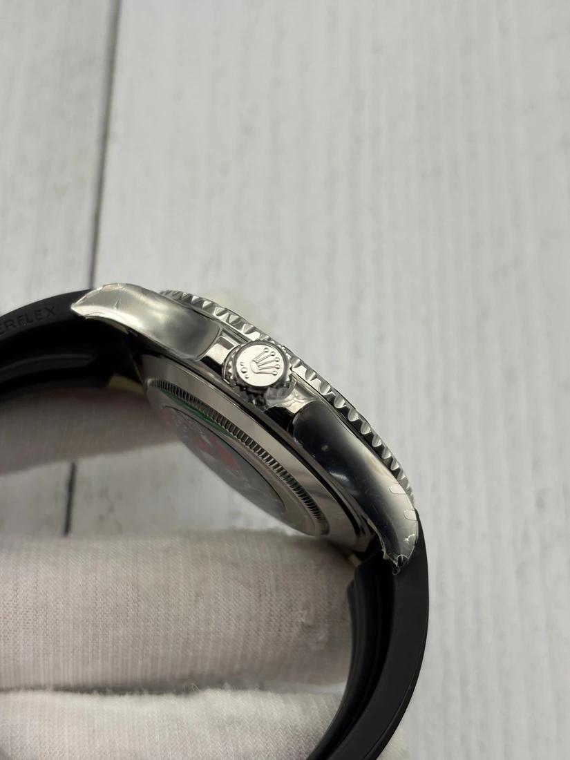 Yacht-Master 42 — supplier listing photo of this configuration, view 4