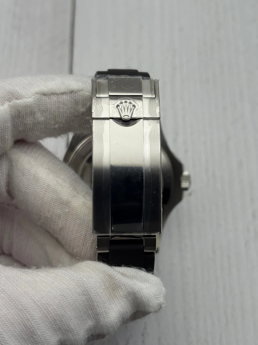 Yacht-Master 42 — supplier listing photo of this configuration, view 6