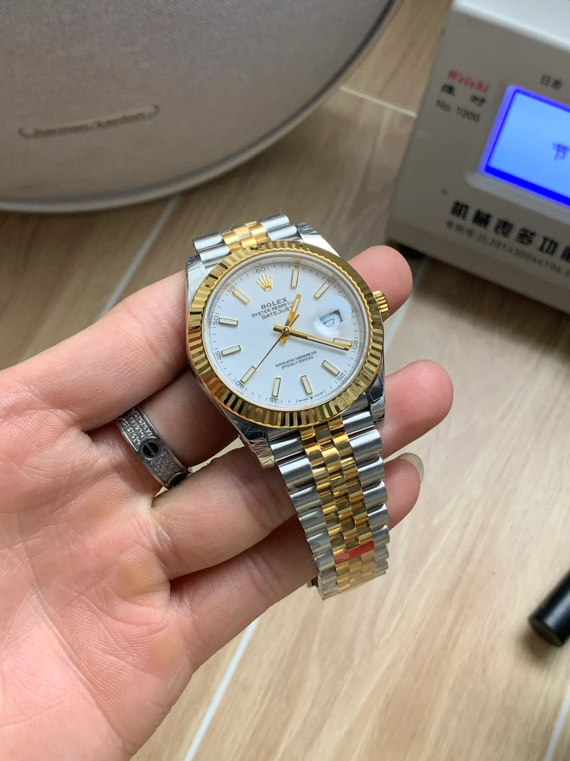 Datejust 41 — صورة من إدراج المورّد لهذه المواصفات، زاوية 2