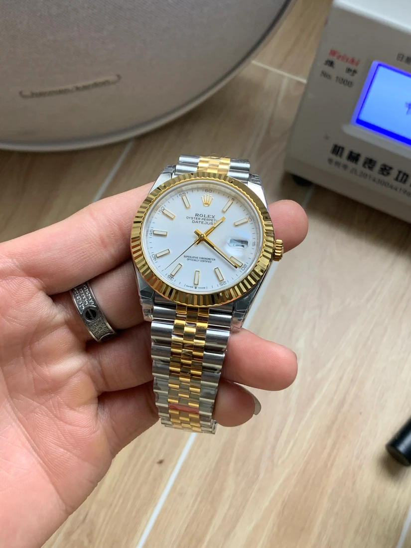 Datejust 41 — صورة من إدراج المورّد لهذه المواصفات، زاوية 3
