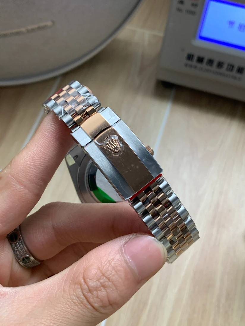 Datejust 41 — supplier listing photo of this configuration, view 9