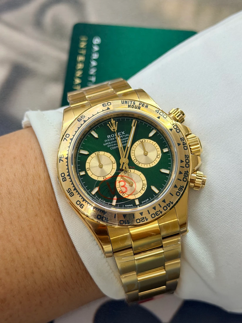 Cosmograph Daytona 40 — صورة من إدراج المورّد لهذه المواصفات، زاوية 7