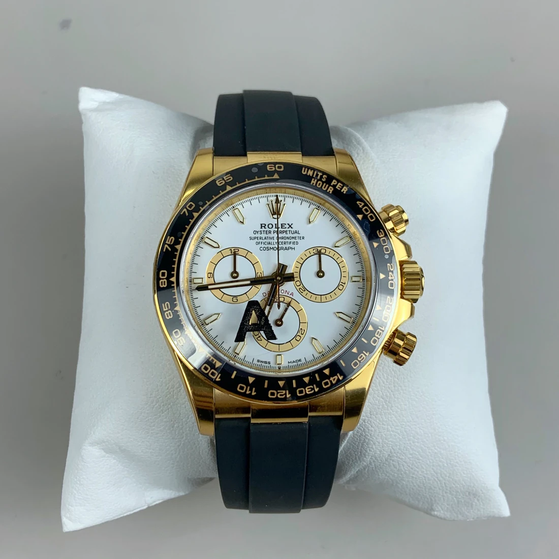 Cosmograph Daytona 40 — supplier listing photo of this configuration, view 1