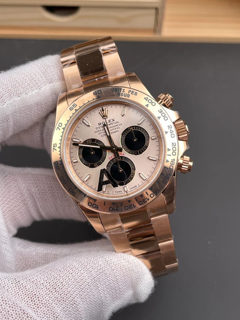 Cosmograph Daytona 40 — supplier listing photo of this configuration, view 2