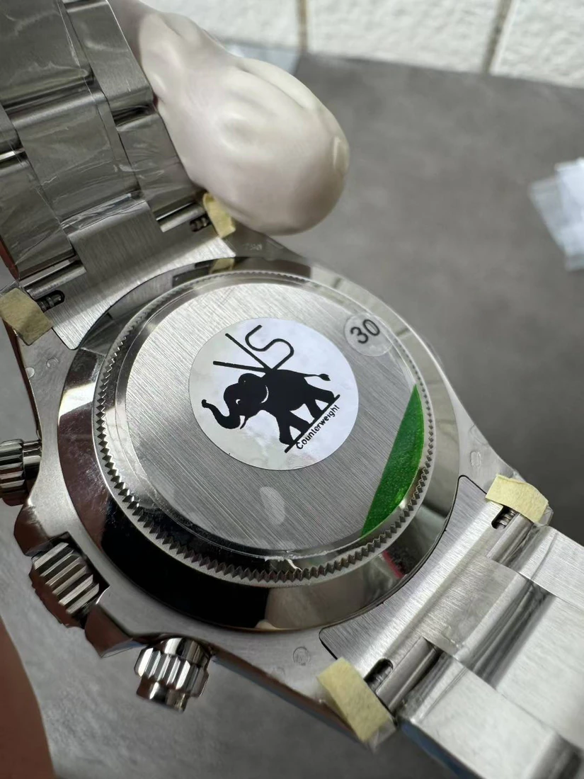 Cosmograph Daytona 40 — supplier listing photo of this configuration, view 6
