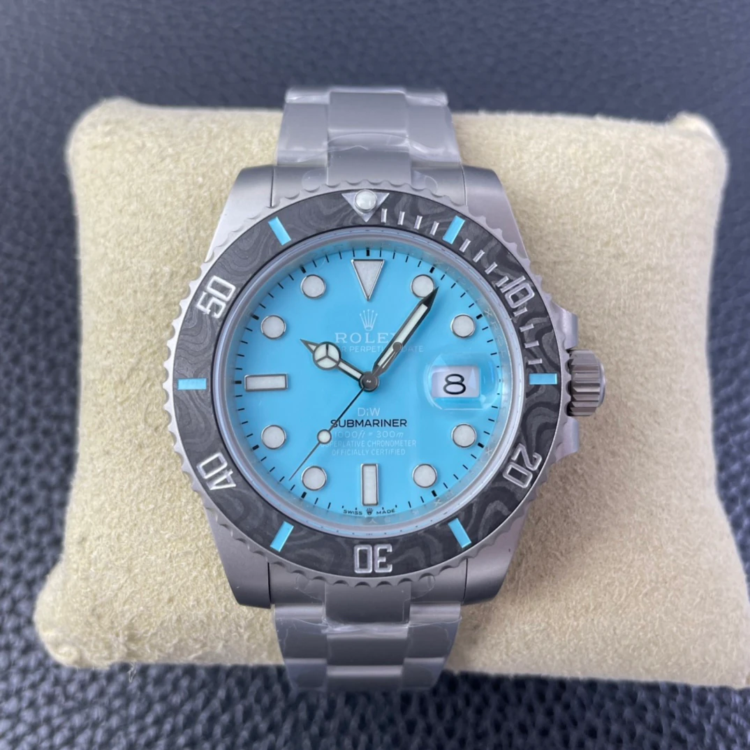 Submariner 40 — صورة من إدراج المورّد لهذه المواصفات، زاوية 1