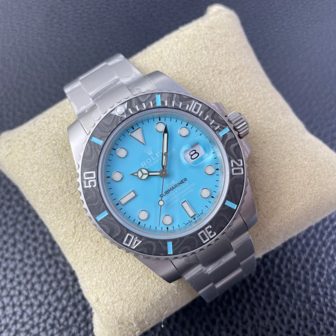 Submariner 40 — صورة من إدراج المورّد لهذه المواصفات، زاوية 2