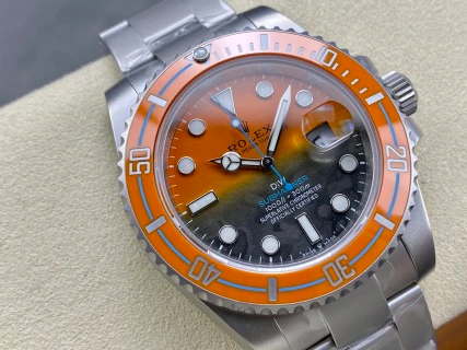 Submariner 40 — supplier listing photo of this configuration, view 2
