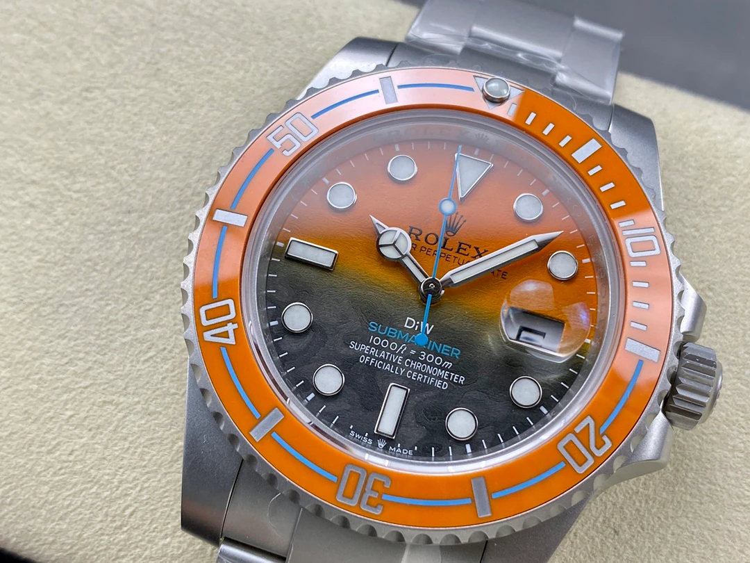 Submariner 40 — supplier listing photo of this configuration, view 3
