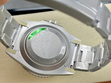 Submariner 40 — supplier listing photo of this configuration, view 7