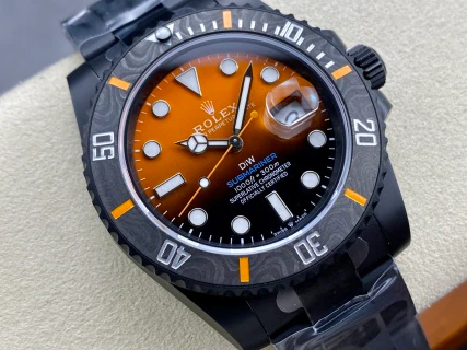 Submariner 40 — صورة من إدراج المورّد لهذه المواصفات، زاوية 2