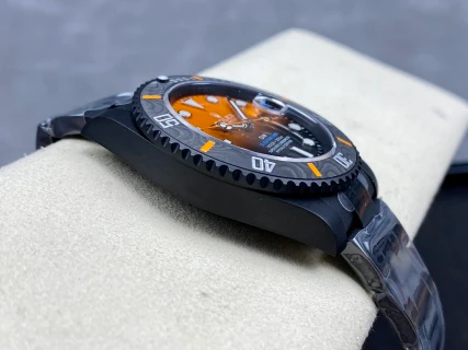 Submariner 40 — صورة من إدراج المورّد لهذه المواصفات، زاوية 5