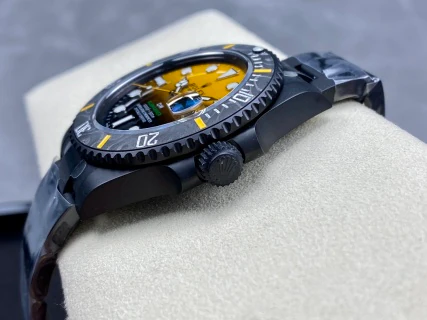 Submariner 40 — صورة من إدراج المورّد لهذه المواصفات، زاوية 6