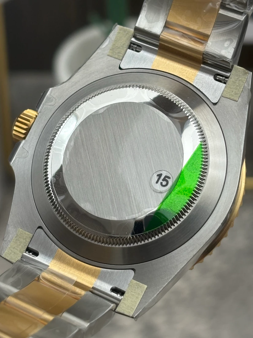 Submariner 40 — صورة من إدراج المورّد لهذه المواصفات، زاوية 11