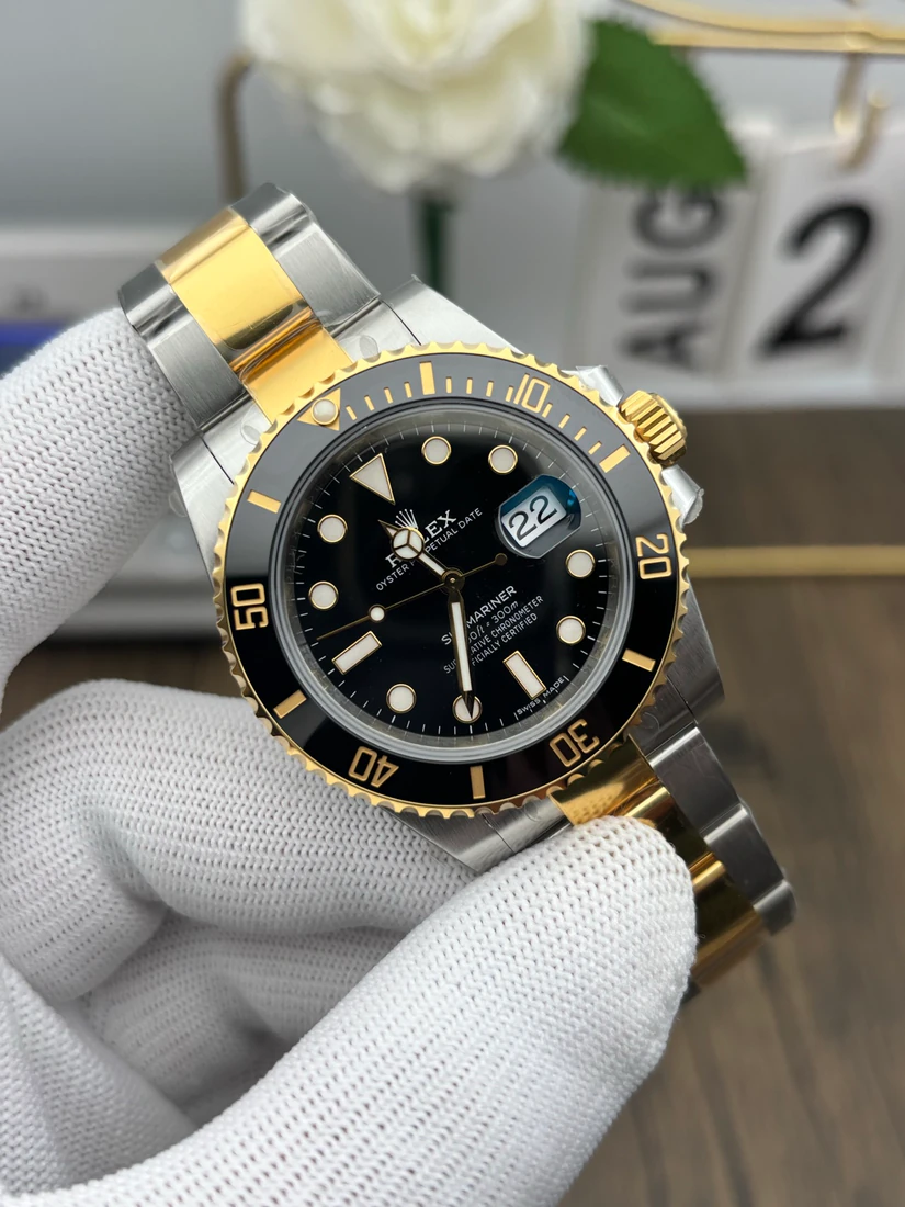Submariner 40 — صورة من إدراج المورّد لهذه المواصفات، زاوية 2