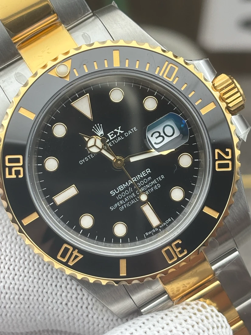 Submariner 40 — صورة من إدراج المورّد لهذه المواصفات، زاوية 4