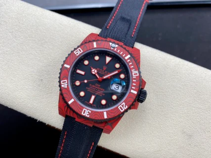 Submariner 40 — supplier listing photo of this configuration, view 5