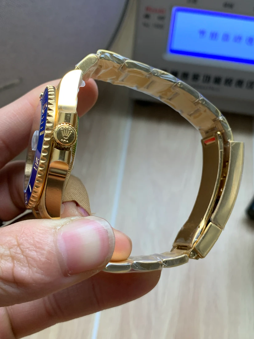 Submariner 41 — صورة من إدراج المورّد لهذه المواصفات، زاوية 6