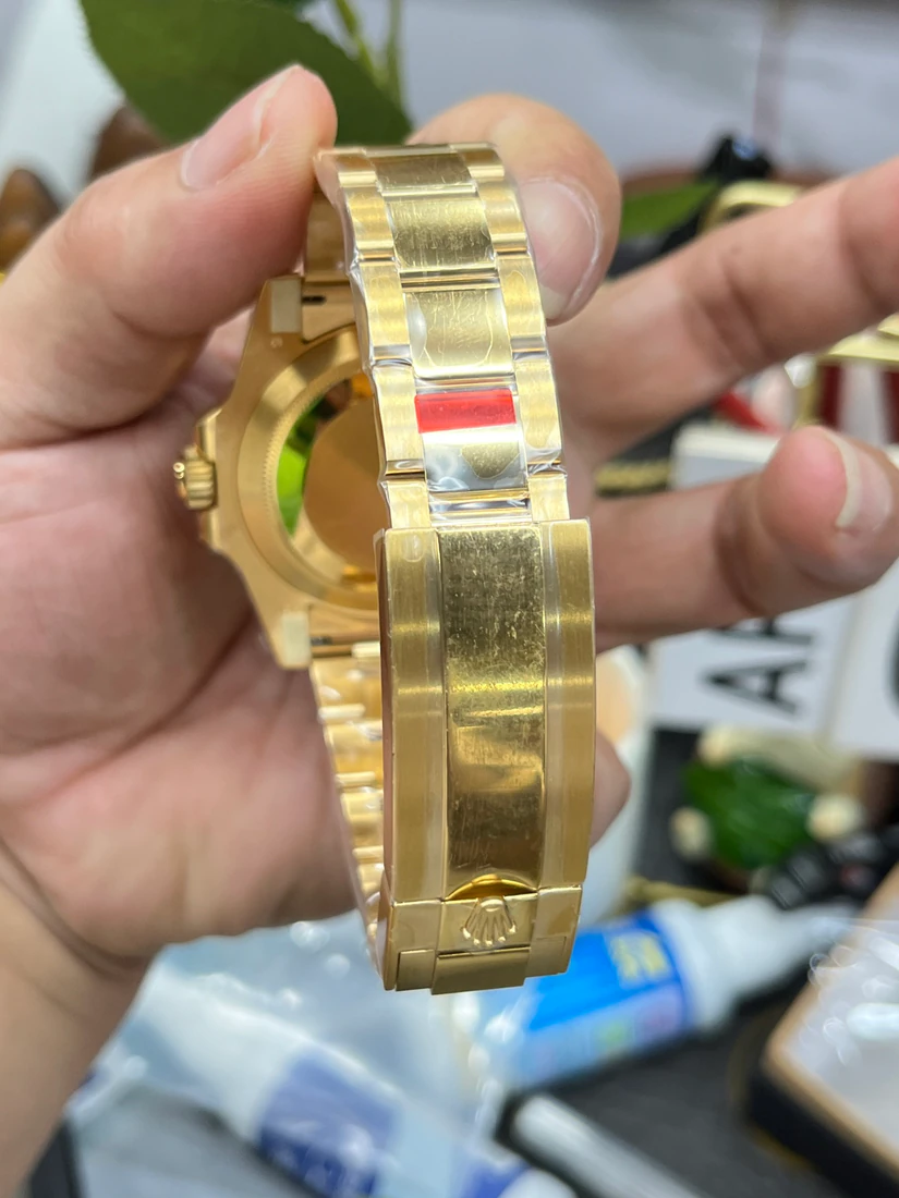 Submariner 40 — صورة من إدراج المورّد لهذه المواصفات، زاوية 6