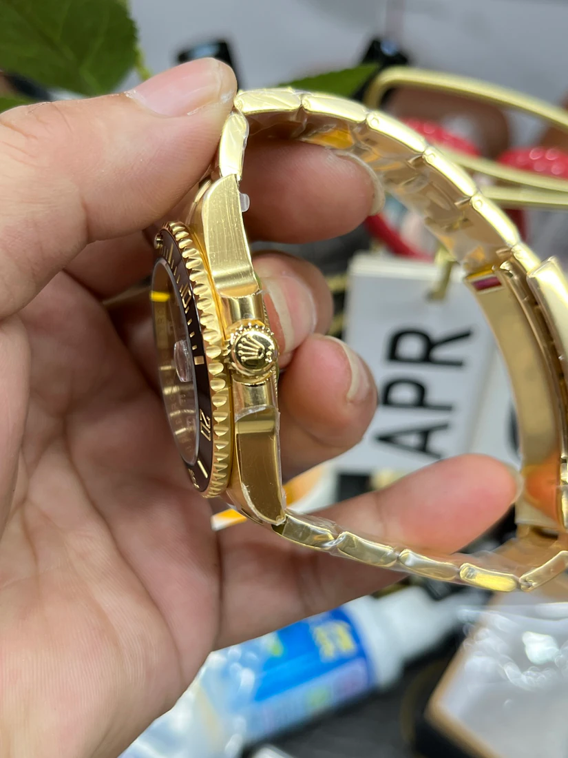 Submariner 40 — صورة من إدراج المورّد لهذه المواصفات، زاوية 7