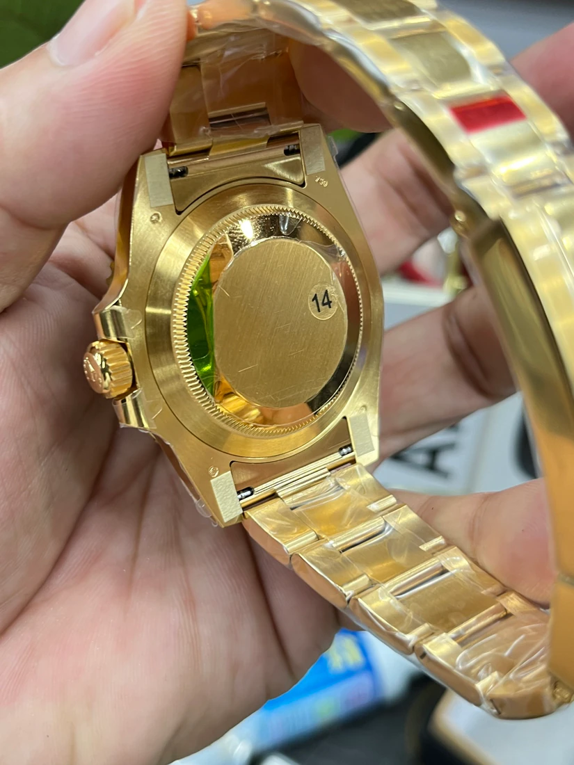 Submariner 40 — صورة من إدراج المورّد لهذه المواصفات، زاوية 9