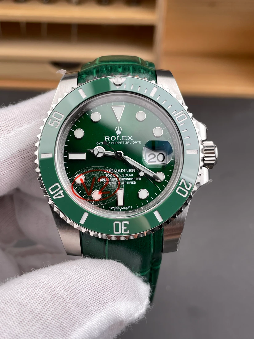 Submariner 40 — supplier listing photo of this configuration, view 1