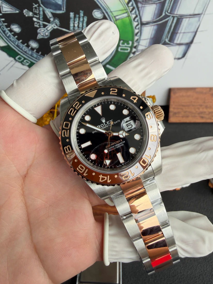 GMT-Master II 40 — صورة من إدراج المورّد لهذه المواصفات، زاوية 2