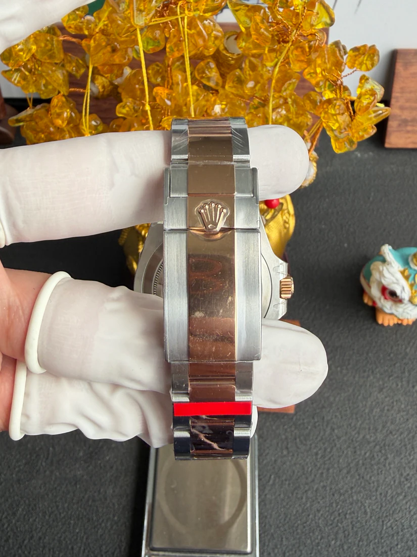 GMT-Master II 40 — صورة من إدراج المورّد لهذه المواصفات، زاوية 7