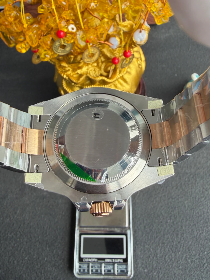 GMT-Master II 40 — صورة من إدراج المورّد لهذه المواصفات، زاوية 9