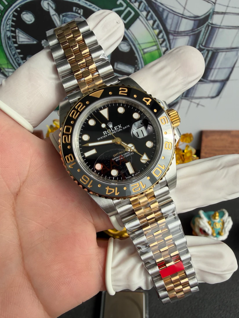 GMT-Master II 40 — صورة من إدراج المورّد لهذه المواصفات، زاوية 2