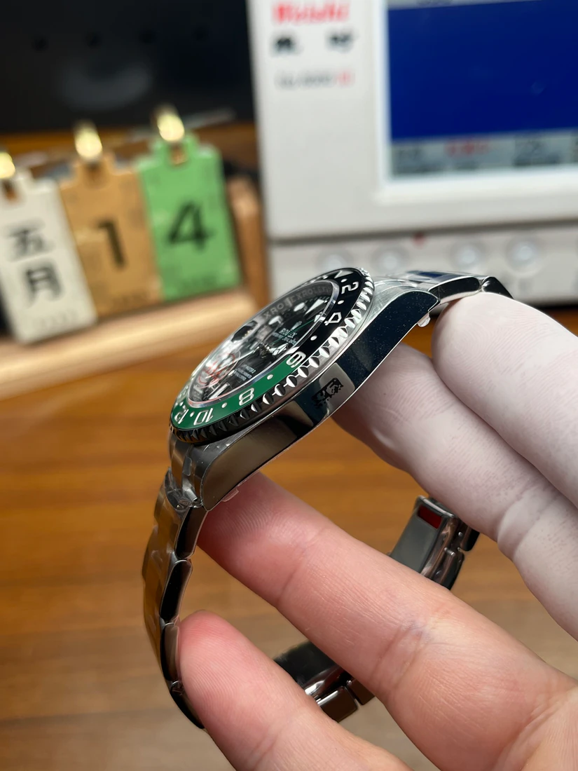 GMT-Master II 40 — supplier listing photo of this configuration, view 3