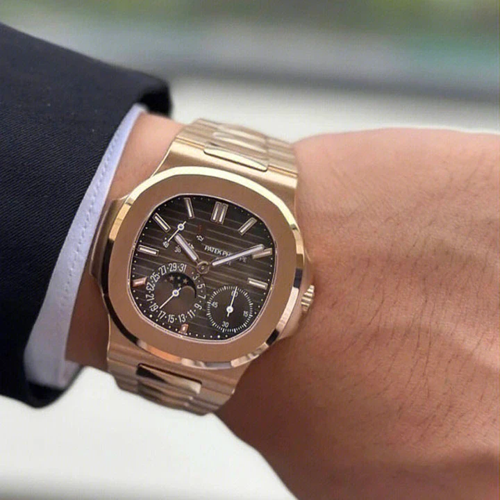 Nautilus Moon Phase 5712/1R — صورة من إدراج المورّد لهذه المواصفات، زاوية 3