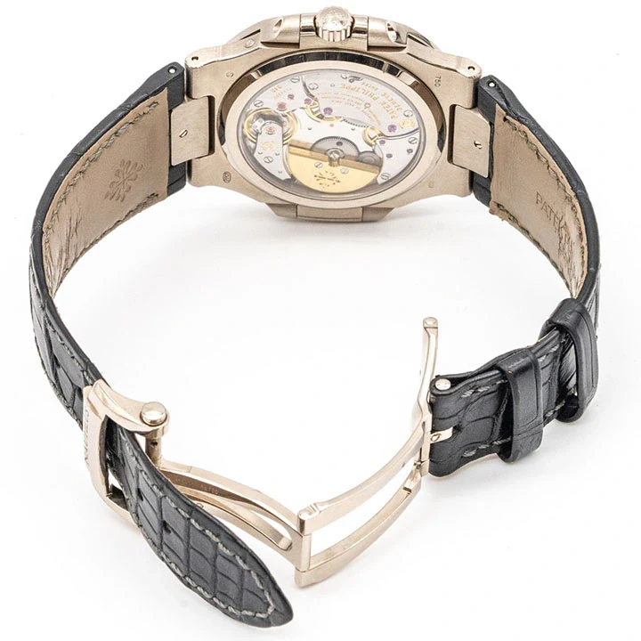 Nautilus Moon Phase 5712G — صورة من إدراج المورّد لهذه المواصفات، زاوية 1