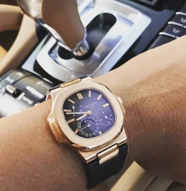 Nautilus Moon Phase 5712R — supplier listing photo of this configuration, view 10