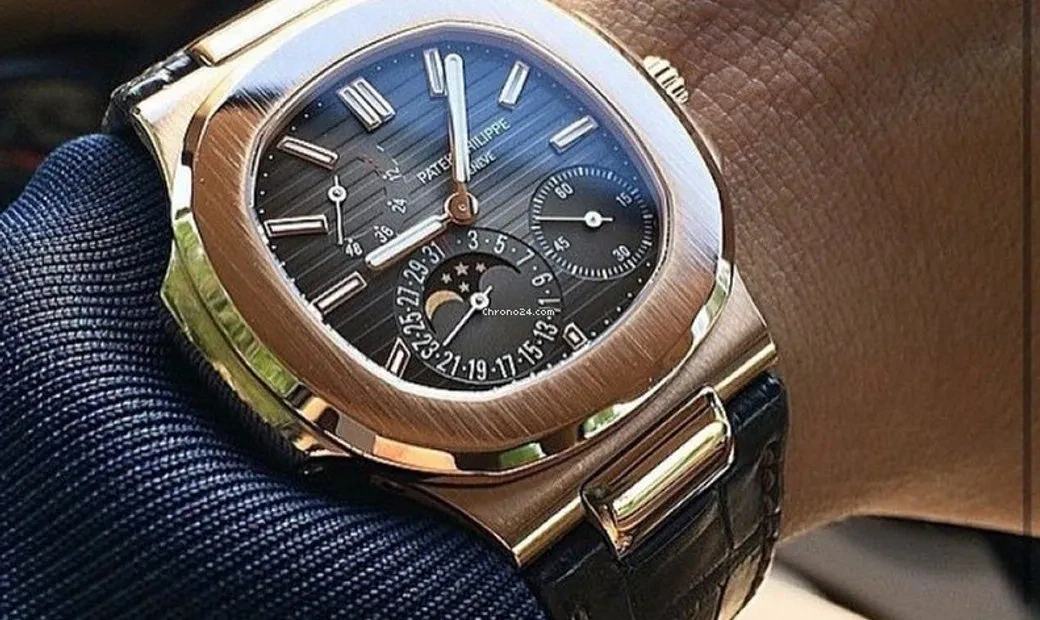 Nautilus Moon Phase 5712R — supplier listing photo of this configuration, view 4