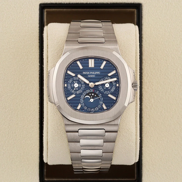 Nautilus Perpetual Calendar 5740/1G — صورة من إدراج المورّد لهذه المواصفات، زاوية 5