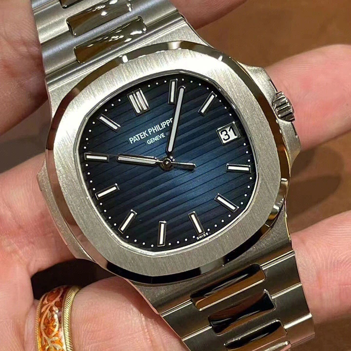 Nautilus 5811/1G — صورة من إدراج المورّد لهذه المواصفات، زاوية 6