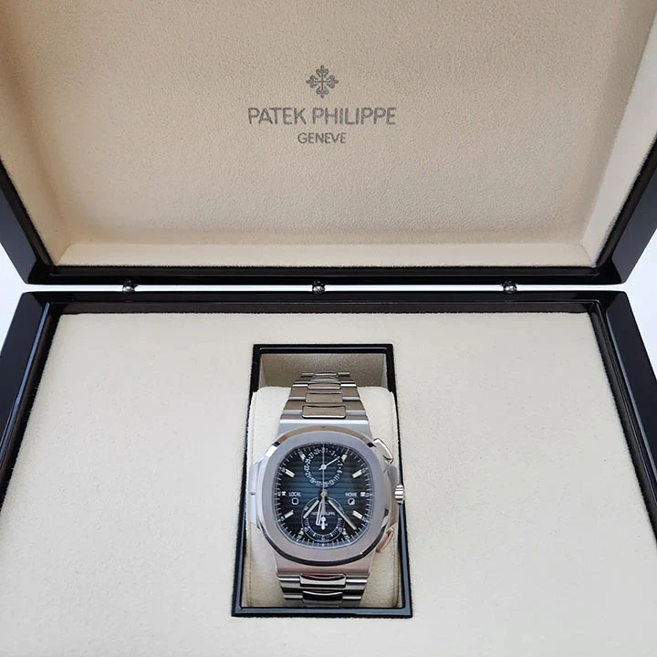 Nautilus Travel Time Chronograph 5990/1A — supplier listing photo of this configuration, view 3