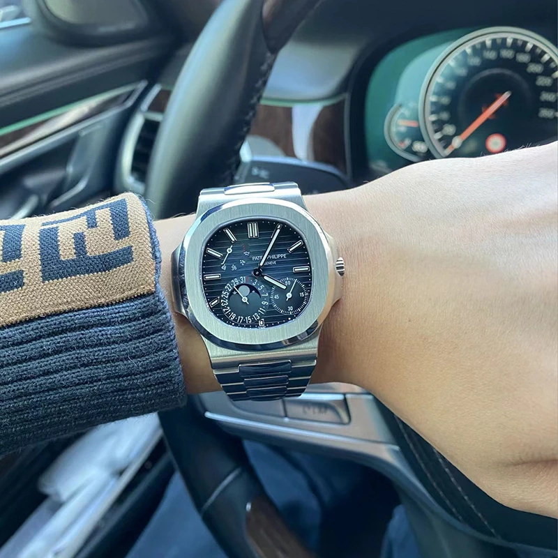 Nautilus Moon Phase 5712/1A — supplier listing photo of this configuration, view 6