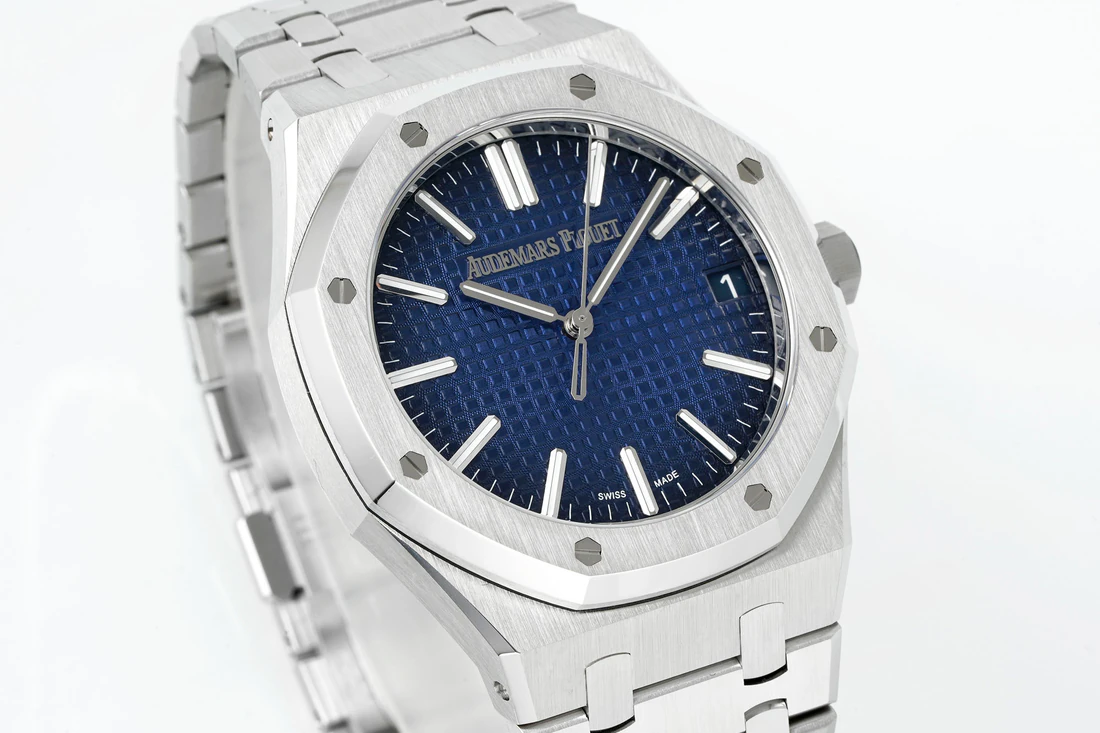 Royal Oak 41 — صورة من إدراج المورّد لهذه المواصفات، زاوية 4