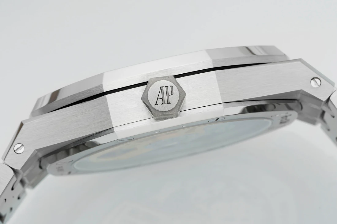 Royal Oak 41 — صورة من إدراج المورّد لهذه المواصفات، زاوية 6
